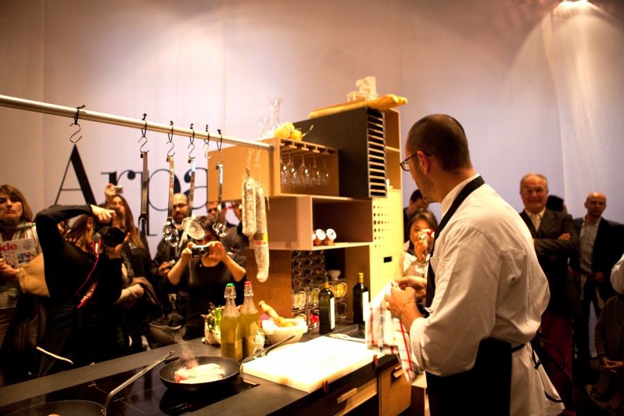CuriosityKitchen #5 showcooking at Via Forcella salone 2010 (4)