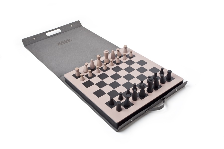 J'adoube chessboard (1)
