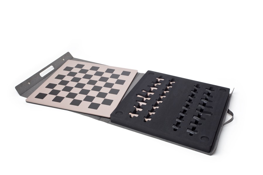 J'adoube chessboard (3)
